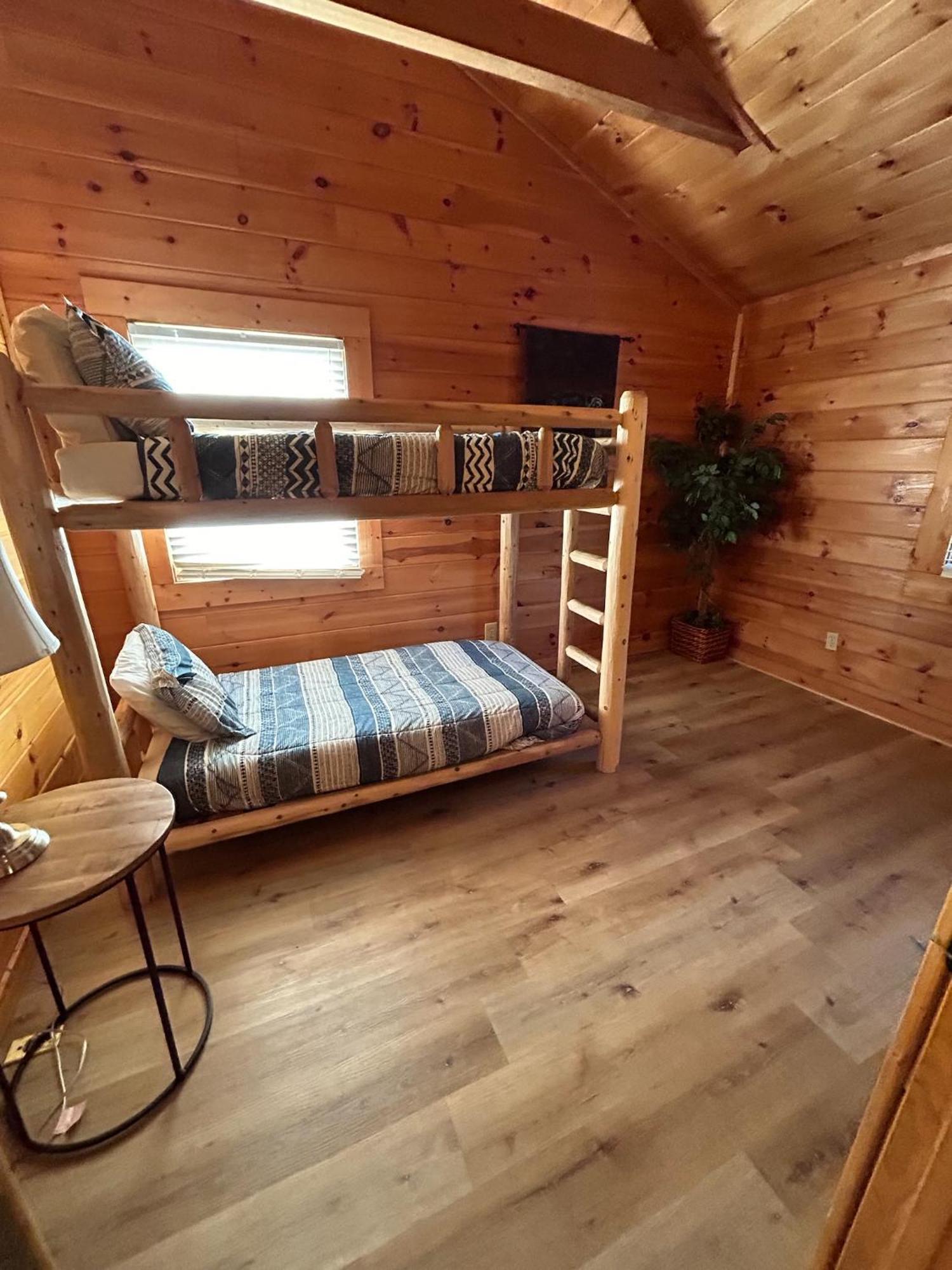 Mountain View 5 Bdrm Gatlinburg Cabin Near Downtown Arts Екстер'єр фото